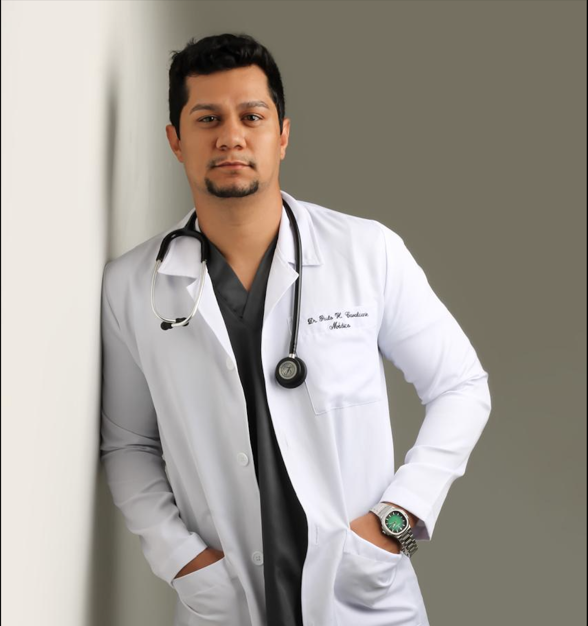 Dr. PAULO HENRIQUE CAVALCANTE