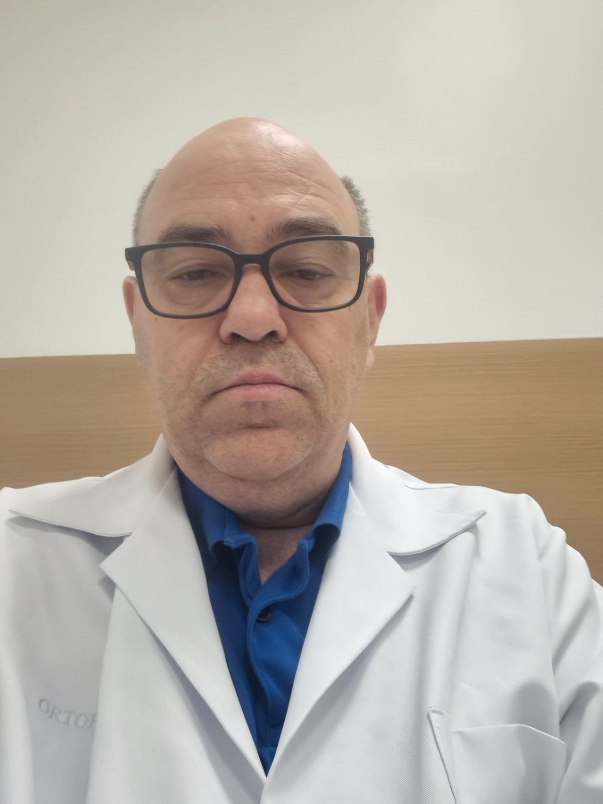 Dr. RICARDO GARCIA RIBEIRO
